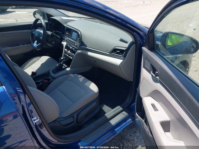 2020 Hyundai Elantra Se მანქანა იყიდება აუქციონზე, vin: 5NPD74LF8LH618193, აუქციონის ნომერი: 45773039