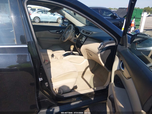Продажа на аукционе авто 2015 Nissan Rogue S, vin: KNMAT2MT3FP510242, номер лота: 45773040