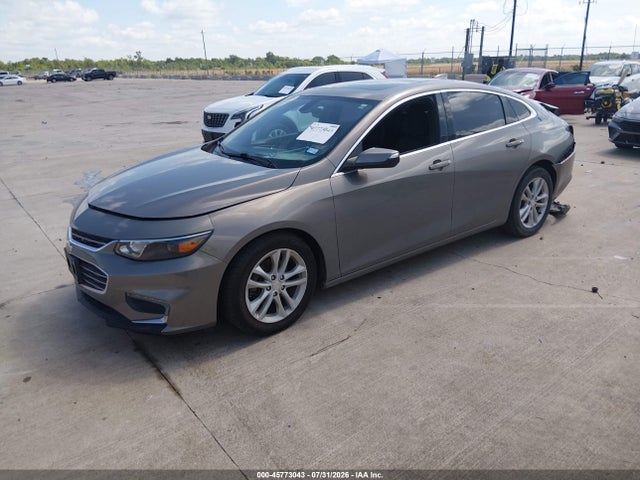Chevrolet MALIBU LT 2018 1G1ZD5ST5JF154937 Image 2