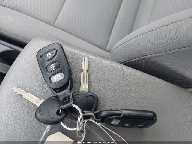 5NPD74LF8LH603242 Hyundai ELANTRA SE