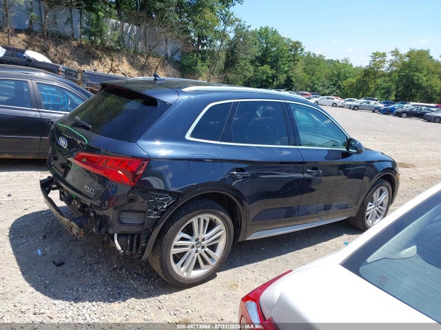 2018 Audi Q5 2.0t Premium/2.0t Tech Premium მანქანა იყიდება აუქციონზე, vin: WA1BNAFY2J2133551, აუქციონის ნომერი: 45773064