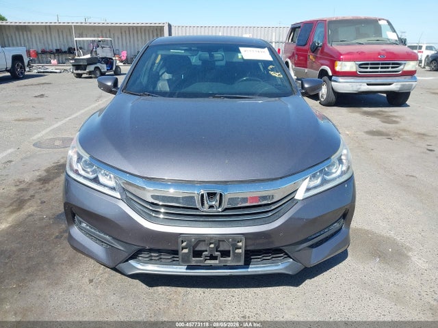 1HGCR2F13HA247020 Honda Accord Sport Se