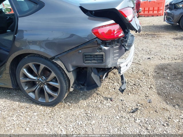 2015 Chrysler 200 S მანქანა იყიდება აუქციონზე, vin: 1C3CCCBB6FN614328, აუქციონის ნომერი: 45773119