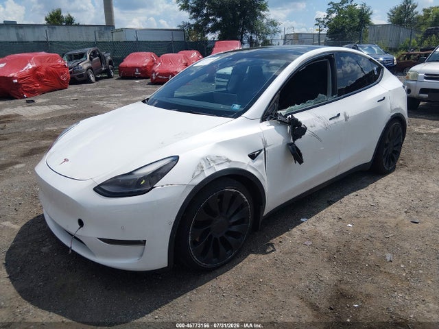 45773156 :رقم المزاد ، 7SAYGDEF1NF445491 vin ، 2022 Tesla Model Y Performance Dual Motor All-wheel Drive مزاد بيع