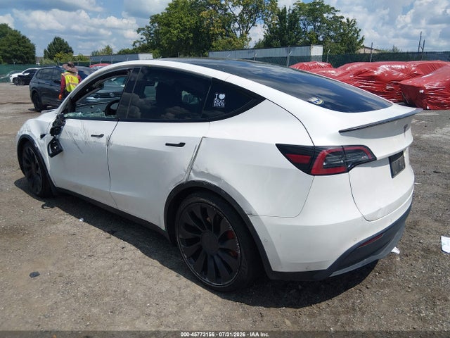 45773156 :رقم المزاد ، 7SAYGDEF1NF445491 vin ، 2022 Tesla Model Y Performance Dual Motor All-wheel Drive مزاد بيع