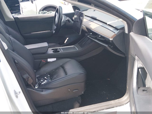 45773156 :رقم المزاد ، 7SAYGDEF1NF445491 vin ، 2022 Tesla Model Y Performance Dual Motor All-wheel Drive مزاد بيع