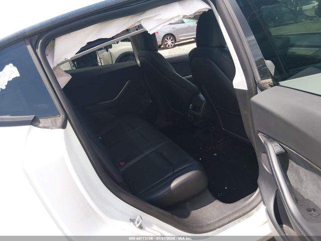 45773156 :رقم المزاد ، 7SAYGDEF1NF445491 vin ، 2022 Tesla Model Y Performance Dual Motor All-wheel Drive مزاد بيع