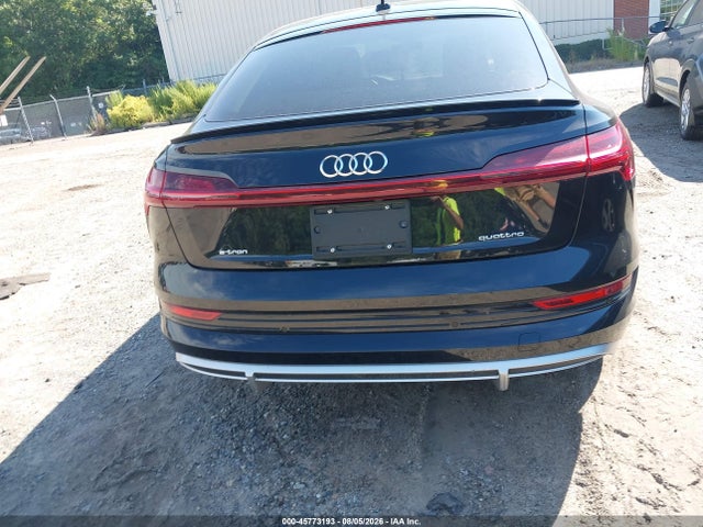 45773193 :رقم المزاد ، WA12AAGE5MB002070 vin ، 2021 Audi E-tron Sportback Premium Plus Quattro مزاد بيع