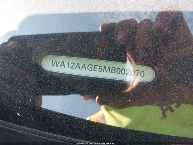 45773193 :رقم المزاد ، WA12AAGE5MB002070 vin ، 2021 Audi E-tron Sportback Premium Plus Quattro مزاد بيع