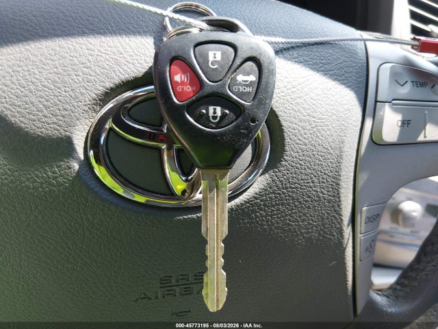 45773195 :رقم المزاد ، 4T4BF3EK0BR115505 vin ، 2011 Toyota Camry Xle مزاد بيع