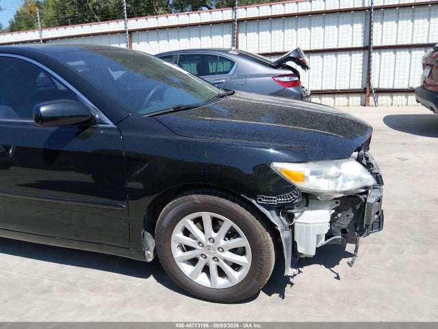 45773195 :رقم المزاد ، 4T4BF3EK0BR115505 vin ، 2011 Toyota Camry Xle مزاد بيع