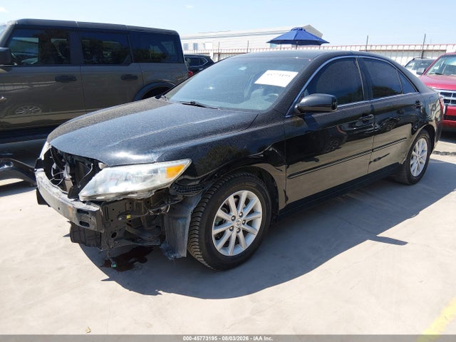 45773195 :رقم المزاد ، 4T4BF3EK0BR115505 vin ، 2011 Toyota Camry Xle مزاد بيع