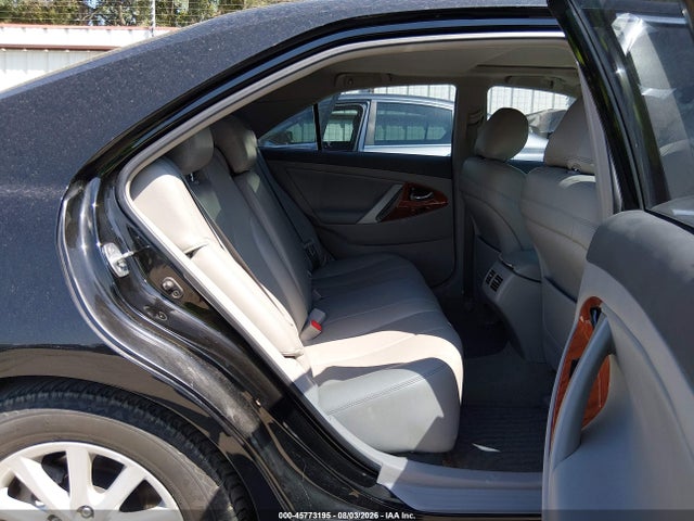 45773195 :رقم المزاد ، 4T4BF3EK0BR115505 vin ، 2011 Toyota Camry Xle مزاد بيع