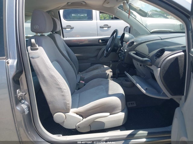 Продажа на аукционе авто 2005 Volkswagen New Beetle Gl, vin: 3VWBK31C95M402467, номер лота: 45773207
