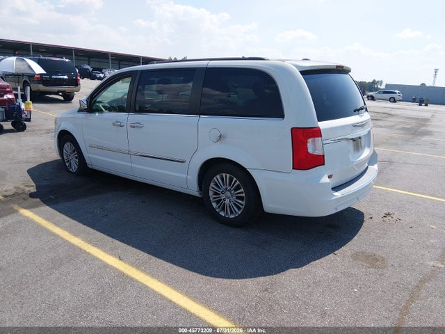 45773209 :رقم المزاد ، 2C4RC1CG7GR188609 vin ، 2016 Chrysler Town & Country Touring-l Anniversary Edition مزاد بيع