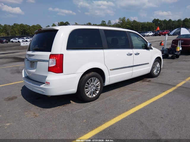 45773209 :رقم المزاد ، 2C4RC1CG7GR188609 vin ، 2016 Chrysler Town & Country Touring-l Anniversary Edition مزاد بيع