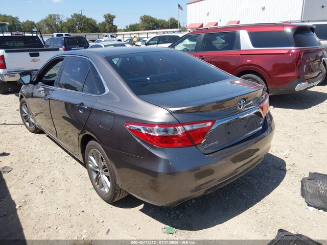 2016 Toyota Camry Le/xle/se/xse მანქანა იყიდება აუქციონზე, vin: 4T1BF1FK9GU255685, აუქციონის ნომერი: 45773212