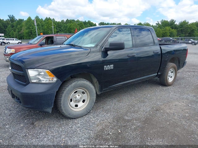 45773218 :رقم المزاد ، 1C6RR7KG9HS770138 vin ، 2017 Ram 1500 Tradesman  4x4 5'7 Box مزاد بيع