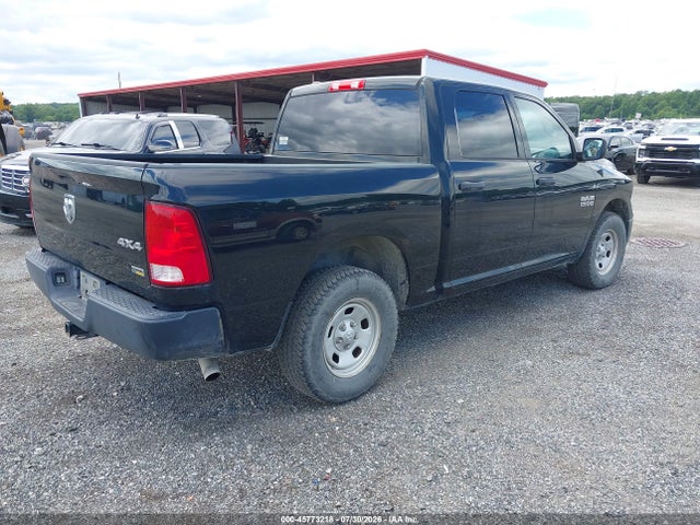45773218 :رقم المزاد ، 1C6RR7KG9HS770138 vin ، 2017 Ram 1500 Tradesman  4x4 5'7 Box مزاد بيع