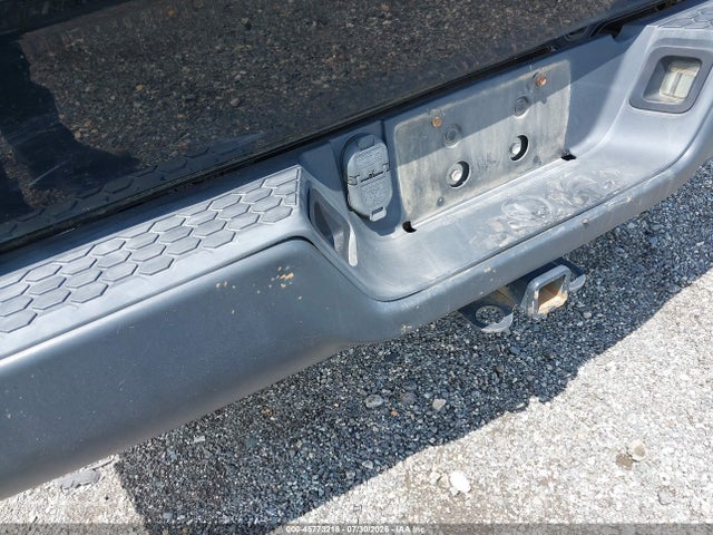 45773218 :رقم المزاد ، 1C6RR7KG9HS770138 vin ، 2017 Ram 1500 Tradesman  4x4 5'7 Box مزاد بيع