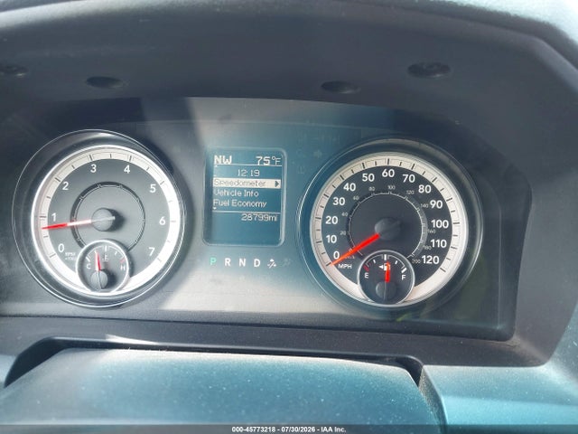 45773218 :رقم المزاد ، 1C6RR7KG9HS770138 vin ، 2017 Ram 1500 Tradesman  4x4 5'7 Box مزاد بيع