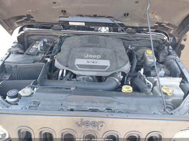 1C4BJWDG5EL184678 Jeep Wrangler Unlimited Freedom Edition