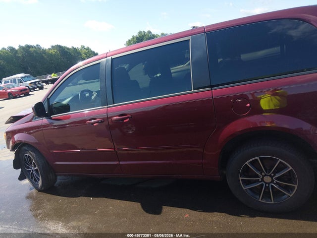 45773301 :رقم المزاد ، 2C4RDGCG6HR639661 vin ، 2017 Dodge Grand Caravan Sxt مزاد بيع