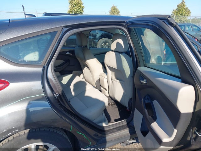 Продаж на аукціоні авто 2015 Ford Focus Se, vin: 1FADP3K24FL252411, номер лоту: 45773373