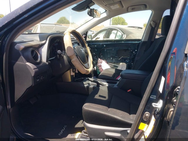 Toyota RAV4 LE 2017 JTMZFREVXHJ711015 Image 5