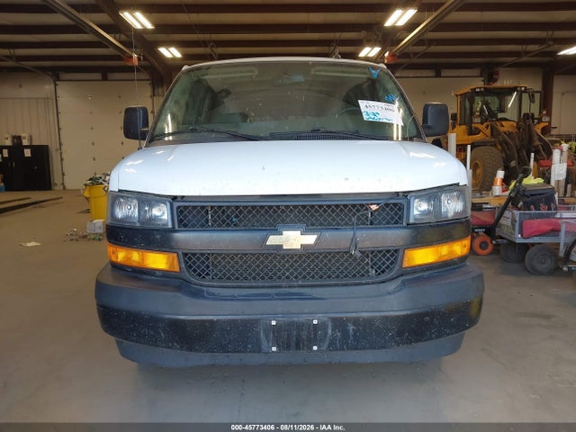 Chevrolet Express 2500 Work Van 2021 1GCWGBFPXM1149599 Image 11