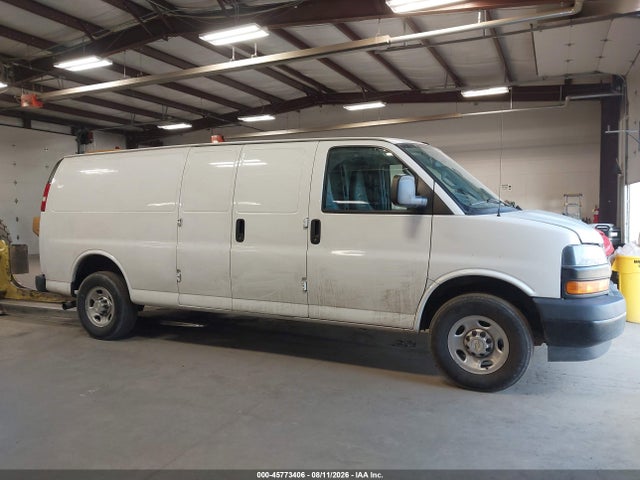 Chevrolet Express 2500 Work Van 2021 1GCWGBFPXM1149599 Image 12