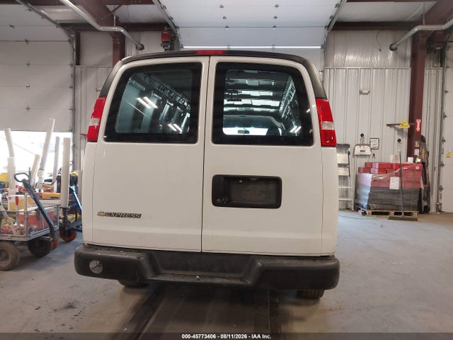 Chevrolet Express 2500 Work Van 2021 1GCWGBFPXM1149599 Image 15