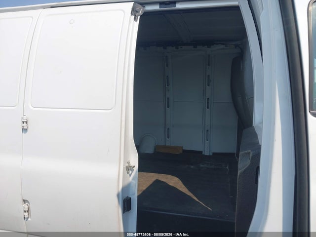 Chevrolet Express 2500 Work Van 2021 1GCWGBFPXM1149599 Image 8
