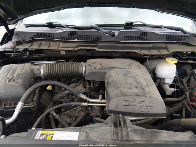 45773416 :رقم المزاد ، 1C6RR7KG5JS274520 vin ، 2018 Ram 1500 Tradesman  4x4 5'7 Box مزاد بيع