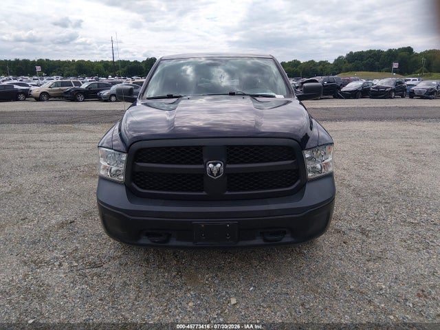 45773416 :رقم المزاد ، 1C6RR7KG5JS274520 vin ، 2018 Ram 1500 Tradesman  4x4 5'7 Box مزاد بيع