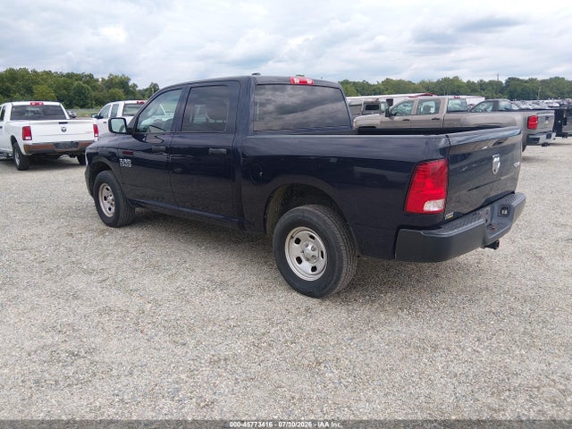 45773416 :رقم المزاد ، 1C6RR7KG5JS274520 vin ، 2018 Ram 1500 Tradesman  4x4 5'7 Box مزاد بيع