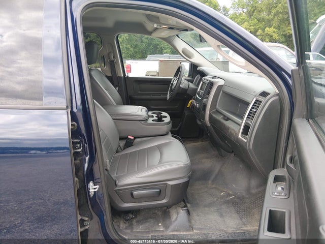 45773416 :رقم المزاد ، 1C6RR7KG5JS274520 vin ، 2018 Ram 1500 Tradesman  4x4 5'7 Box مزاد بيع