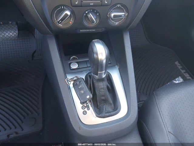 3VWD17AJ2EM434307 Volkswagen Jetta 1.8t Se