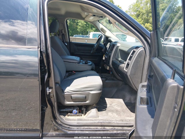 Продаж на аукціоні авто 2018 Ram 3500 Tradesman  4x4 8' Box, vin: 3C63R3GT0JG344033, номер лоту: 45773518