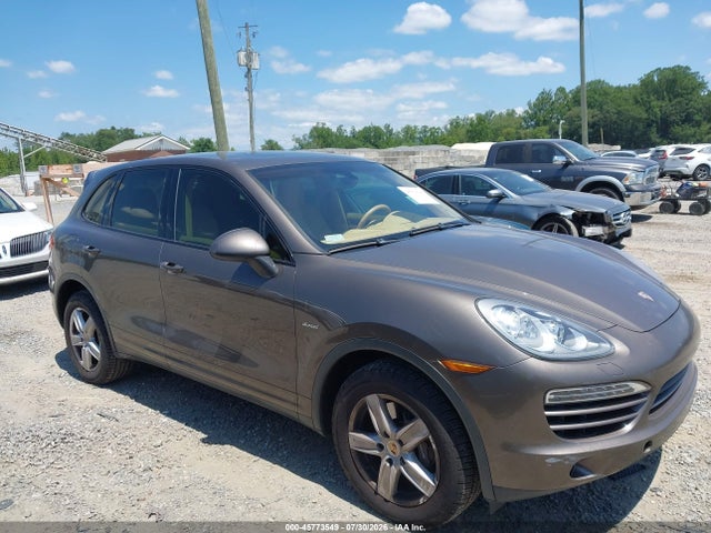 2014 Porsche Cayenne Diesel/diesel Platinum Edition მანქანა იყიდება აუქციონზე, vin: WP1AF2A27ELA32088, აუქციონის ნომერი: 45773549