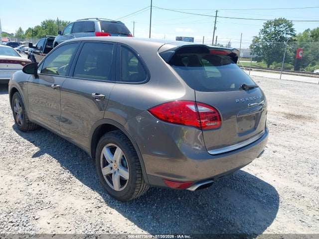 2014 Porsche Cayenne Diesel/diesel Platinum Edition მანქანა იყიდება აუქციონზე, vin: WP1AF2A27ELA32088, აუქციონის ნომერი: 45773549