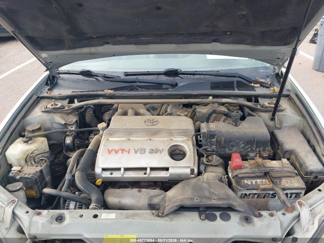 45773584 :رقم المزاد ، 4T1BF30KX5U094345 vin ، 2005 Toyota Camry Xle V6 مزاد بيع