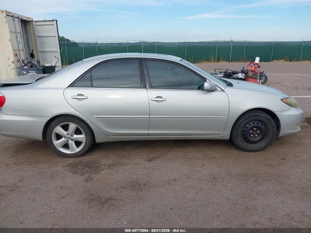 45773584 :رقم المزاد ، 4T1BF30KX5U094345 vin ، 2005 Toyota Camry Xle V6 مزاد بيع