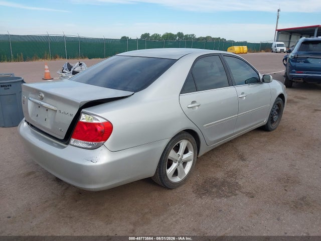 45773584 :رقم المزاد ، 4T1BF30KX5U094345 vin ، 2005 Toyota Camry Xle V6 مزاد بيع