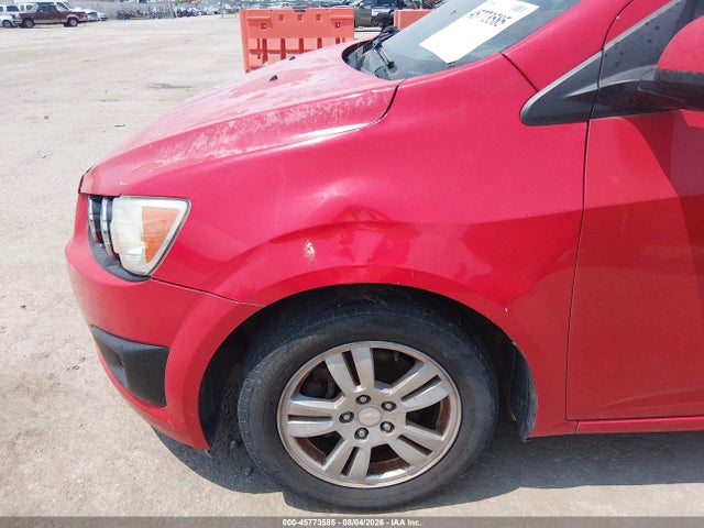 1G1JC6SHXE4149445 Chevrolet Sonic Lt Auto