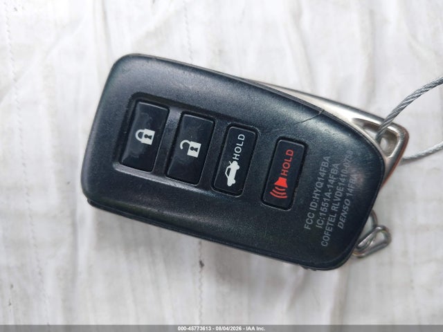 Lexus IS 200T 2016 JTHBA1D23G5031441 Image 11