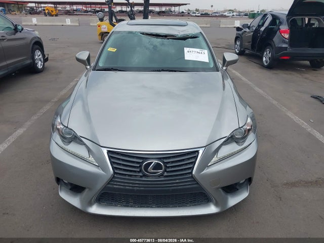 Lexus IS 200T 2016 JTHBA1D23G5031441 Image 17