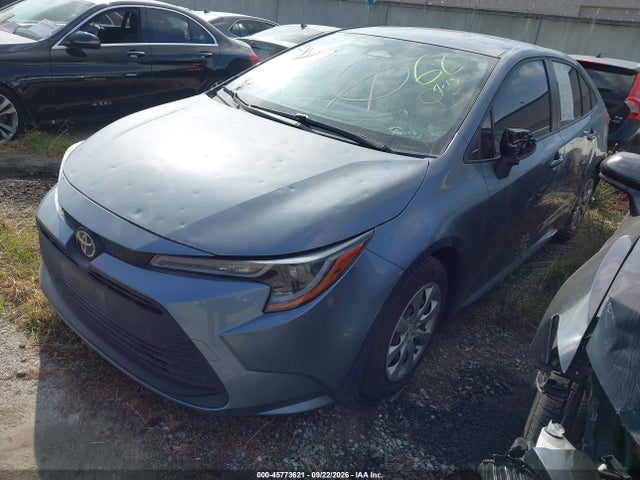 Toyota COROLLA LE 2023 JTDB4MEE0P3005202 Image 2