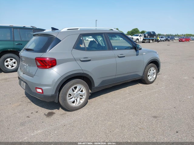 Hyundai Venue Sel 2020 KMHRC8A33LU015574 Image 4