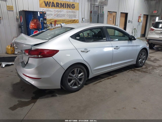 Продаж на аукціоні авто 2018 Hyundai Elantra Sel, vin: 5NPD84LFXJH231056, номер лоту: 45773668